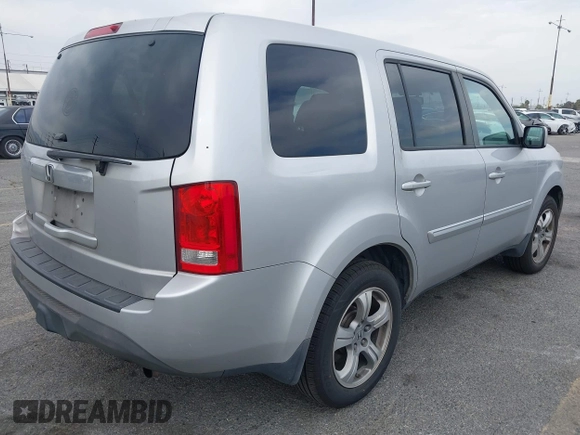 2015 Honda Pilot EX-L with VIN 5FNYF3H68FB001256, listed as a IAAI auction lot 42028966 with 277,927 mi miles and . Bid and sale history available at carsss.com. Image 4.