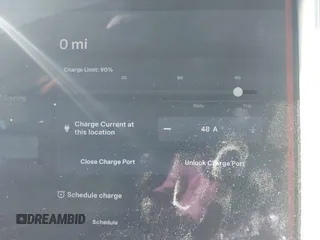 2019 Tesla Model S 75D с VIN 5YJSA1E22KF305722, выставлен на аукционе IAAI как лот 41765921 с пробегом 35 361 миль миль и . История ставок и продаж доступна на DreamBid. Изображение 17.
