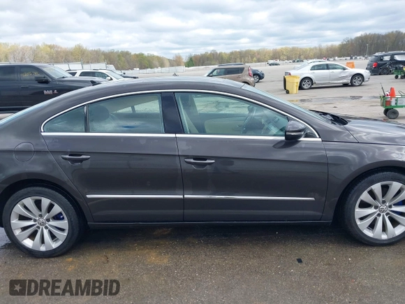 2010 Volkswagen CC Lux Plus with VIN WVWHN7AN6AE541937, listed as a IAAI auction lot 42018765 with 107,110 mi miles. Bid and sale history available at carsss.com. Image 13.