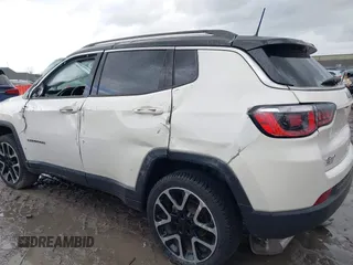 2018 Jeep Compass Limited with VIN 3C4NJDCBXJT350246, listed as a IAAI auction lot 41711327 with 112,364 mi miles. Bid and sale history available at carsss.com. Image 14.