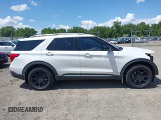 2020 Ford Explorer Platinum z VIN 1FM5K8HC2LGB75970, wystawiony jako IAAI lot #42369219 z przebiegiem 61 716 mil mil oraz . Historia ofert i sprzedaży dostępna na DreamBid. Obrazek 14.