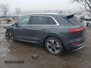 2021 Audi e-tron Prestige with VIN WA1VAAGE8MB004876, listed as a Copart auction lot 39530204 with 29,405 mi miles and . Bid and sale history available at DreamBid. Image 2.