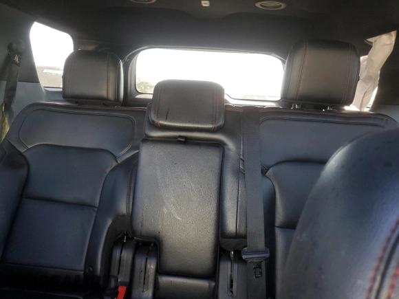 2018 Ford Explorer Sport с VIN 1FM5K8GT6JGC06605, выставлен на аукционе Copart как лот 56073775 с пробегом 88 604 миль миль и Списание • Salvage title. История ставок и продаж доступна на DreamBid. Изображение 10.