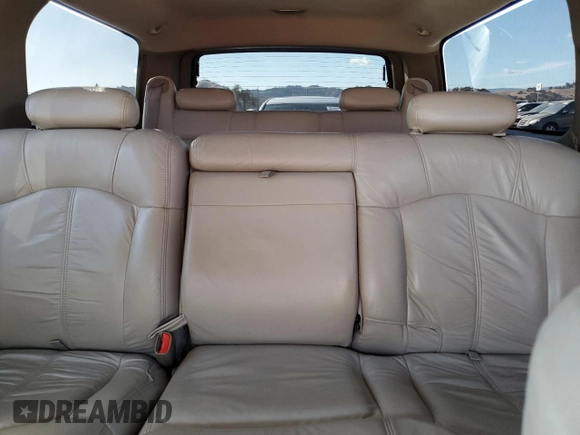 2002 Chevrolet Suburban LT with VIN 1GNEC16T02J218707, listed as a Copart auction lot 81351814 with 114,271 mi miles and Salvage Title. Bid and sale history available at carsss.com. Image 10.