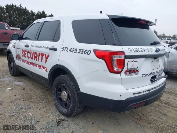 2016 Ford Utility Police Interceptor with VIN 1FM5K8AR5GGD16292, listed as a IAAI auction lot 41384416 with 125,016 mi miles. Bid and sale history available at carsss.com. Image 3.