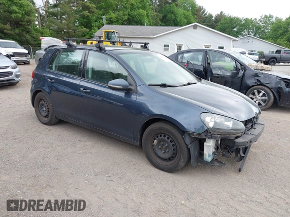 2013 Volkswagen Golf z VIN WVWDA7AJ6DW119673, wystawiony jako IAAI lot #42298935 z przebiegiem 165 674 mil mil oraz . Historia ofert i sprzedaży dostępna na DreamBid. Obrazek 1.