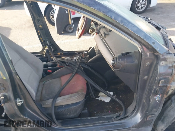 2019 Toyota Yaris L с VIN 3MYDLBYV4KY526887, выставлен на аукционе IAAI как лот 40624501 с пробегом Не указан миль и . История ставок и продаж доступна на DreamBid. Изображение 5.
