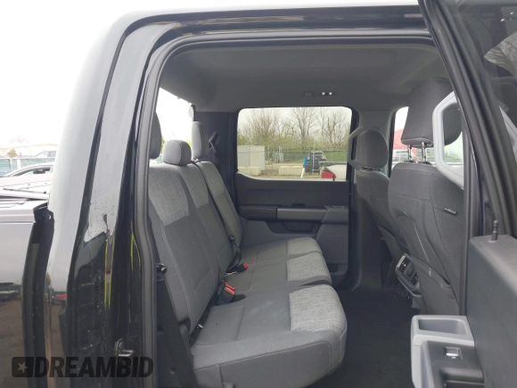 2022 Ford F-150 XL with VIN 1FTFW1E58NFB02945, listed as a IAAI auction lot 42013490 with 39,847 mi miles. Bid and sale history available at carsss.com. Image 8.