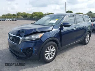 2019 Kia Sorento LX V6 with VIN 5XYPG4A57KG490476, listed as a IAAI auction lot 41867031 with 122,606 mi miles. Bid and sale history available at carsss.com. Image 17.