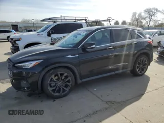 2019 Infiniti QX50 LUXE with VIN 3PCAJ5M10KF123447, listed as a Copart auction lot 39307983 with 63,727 mi miles. Bid and sale history available at carsss.com. Image 1.