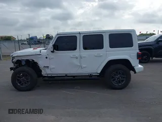 2022 Jeep Wrangler Unlimited Sahara with VIN 1C4HJXEN9NW190351, listed as a IAAI auction lot 42741722 with 40,794 mi miles and . Bid and sale history available at DreamBid. Image 14.