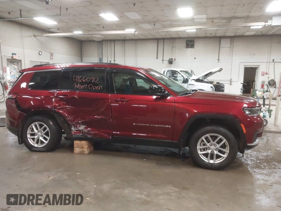 2021 Jeep Grand Cherokee Altitude z VIN 1C4RJKAG4M8169893, wystawiony jako IAAI lot #41660912 z przebiegiem 39 535 mil mil oraz . Historia ofert i sprzedaży dostępna na DreamBid. Obrazek 14.