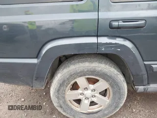 2007 Jeep Commander Sport с VIN 1J8HH48K27C501899, выставлен на аукционе IAAI как лот 42204806 с пробегом 154 919 миль миль и . История ставок и продаж доступна на DreamBid. Изображение 6.