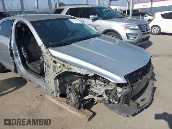2014 Cadillac ATS Standard RWD with VIN 1G6AA5RXXE0110031, listed as a IAAI auction lot 42100955 with 82,109 mi miles. Bid and sale history available at carsss.com. Image 6.