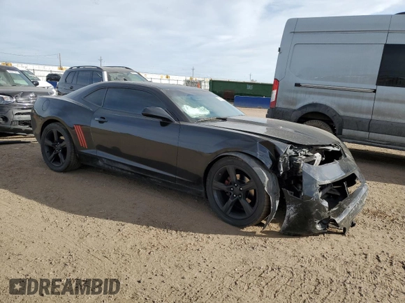 2013 Chevrolet Camaro LS z VIN 2G1FA1E33D9142184, wystawiony jako Copart lot #50584675 z przebiegiem 173 638 mil mil oraz Czysty tytuł • Clean title. Historia ofert i sprzedaży dostępna na DreamBid. Obrazek 4.