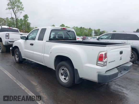 2007 Mitsubishi Raider LS with VIN 1Z7HC22K87S217299, listed as a IAAI auction lot 41983047 with 147,721 mi miles. Bid and sale history available at carsss.com. Image 3.