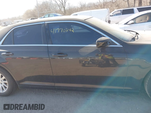 2014 Chrysler 300 with VIN 2C3CCAAG3EH252841, listed as a IAAI auction lot 41770242 with 214,000 mi miles. Bid and sale history available at carsss.com. Image 13.