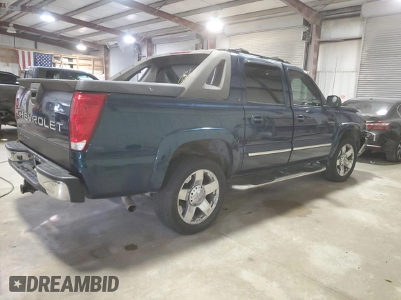 2005 Chevrolet Avalanche Z66 with VIN 3GNEC12Z05G110202, listed as a Copart auction lot 82638824 with 208,621 mi miles and Salvage Title. Bid and sale history available at carsss.com. Image 3.