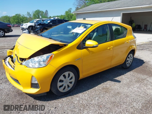 2014 Toyota Prius One z VIN JTDKDTB31E1066984, wystawiony jako IAAI lot #42261574 z przebiegiem 163 378 mil mil oraz . Historia ofert i sprzedaży dostępna na DreamBid. Obrazek 19.