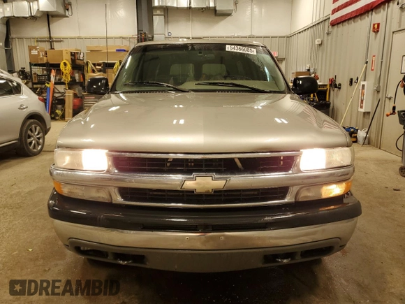 2001 Chevrolet Suburban LS с VIN 3GNFK16T11G159397, выставлен на аукционе Copart как лот 54366085 с пробегом 237 806 миль миль и Чистый • Clean title. История ставок и продаж доступна на DreamBid. Изображение 5.