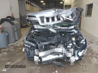 2019 Jeep Cherokee Limited with VIN 1C4PJLDB9KD402913, listed as a IAAI auction lot 40760506 with 106,393 mi miles and . Bid and sale history available at DreamBid. Image 13.