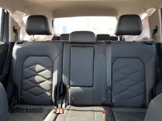 2024 Volkswagen Atlas SE with VIN 1V2JR2CA3RC570756, listed as a Copart auction lot 53936465 with 7,956 mi miles and Salvage title. Bid and sale history available at DreamBid. Image 10.