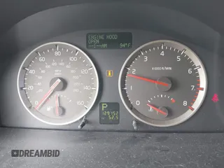 2007 Volvo S40 2.4L z VIN YV1MS382972260828, wystawiony jako IAAI lot #42312374 z przebiegiem 129 152 mil mil oraz . Historia ofert i sprzedaży dostępna na DreamBid. Obrazek 7.