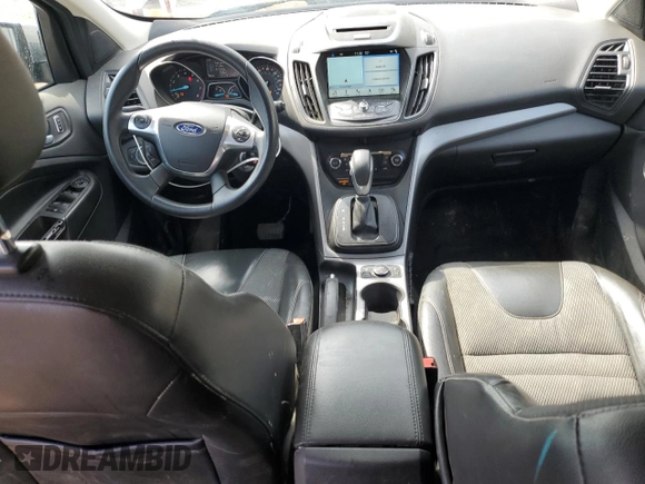 2016 Ford Escape SE z VIN 1FMCU9G96GUB64071, wystawiony jako Copart lot #53833075 z przebiegiem 130 037 mil mil oraz Czysty tytuł • Clean title. Historia ofert i sprzedaży dostępna na DreamBid. Obrazek 8.