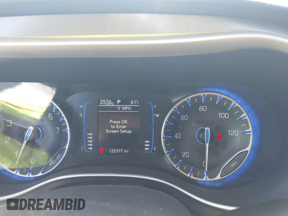 2020 Chrysler Pacifica Touring L with VIN 2C4RC1BG7LR140622, listed as a IAAI auction lot 42090987 with 125,377 mi miles and . Bid and sale history available at DreamBid. Image 7.