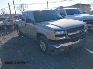 2003 Chevrolet Silverado 1500 with VIN 2GCEK19T531118735, listed as a IAAI auction lot 41706782 with 166,047 mi miles. Bid and sale history available at carsss.com. Image 1.