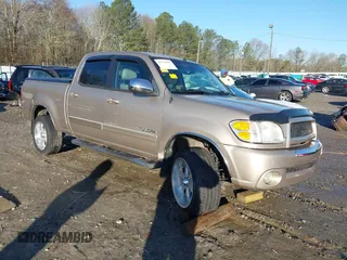 2004 Toyota Tundra SR5 with VIN 5TBET341X4S435475, listed as a IAAI auction lot 41772817 with 286,097 mi miles. Bid and sale history available at carsss.com. Image 1.