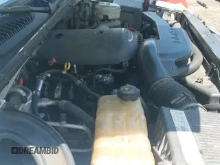 2003 Chevrolet Tahoe LS z VIN 1GNEC13Z73R176239, wystawiony jako IAAI lot #42660496 z przebiegiem 290 107 mil mil oraz . Historia ofert i sprzedaży dostępna na DreamBid. Obrazek 19.