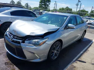 2017 Toyota Camry XLE z VIN 4T1BF1FK6HU411103, wystawiony jako IAAI lot #42233170 z przebiegiem 125 740 mil mil oraz . Historia ofert i sprzedaży dostępna na DreamBid. Obrazek 14.