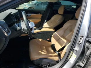 2018 Volvo S90 Momentum с VIN LVY982MK2JP029251, выставлен на аукционе Copart как лот 55961835 с пробегом 130 422 миль миль и Списание • Salvage title. История ставок и продаж доступна на DreamBid. Изображение 7.