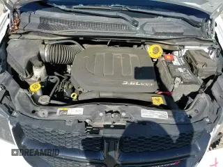 2018 Dodge Grand Caravan SE Plus with VIN 2C4RDGBG5JR215296, listed as a Copart auction lot 82223125 with 109,886 mi miles and Salvage title. Bid and sale history available at DreamBid. Image 17.