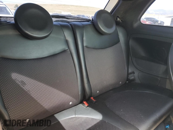 2015 FIAT 500e с VIN 3C3CFFGE9FT522920, выставлен на аукционе Copart как лот 62600915 с пробегом 53 300 миль миль и Чистый • Clean title. История ставок и продаж доступна на DreamBid. Изображение 10.