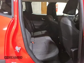 2020 Jeep Renegade Altitude with VIN ZACNJABB0LPL40445, listed as a Copart auction lot 79092234 with 188,438 mi miles and Clean Title. Bid and sale history available at DreamBid. Image 11.