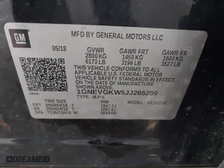 2018 Chevrolet Traverse LT Cloth with VIN 1GNEVGKW5JJ265209, listed as a IAAI auction lot 41700637 with 122,372 mi miles. Bid and sale history available at carsss.com. Image 9.