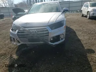 2020 Audi Q5 Premium Plus with VIN WA1BNAFY4L2035575, listed as a Copart auction lot 47128905 with 104,920 mi miles and Salvage Title. Bid and sale history available at carsss.com. Image 12.