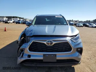 2021 Toyota Highlander XLE with VIN 5TDGZRAH1MS085088, listed as a Copart auction lot 46944205 with 69,506 mi miles and Salvage Title. Bid and sale history available at carsss.com. Image 5.