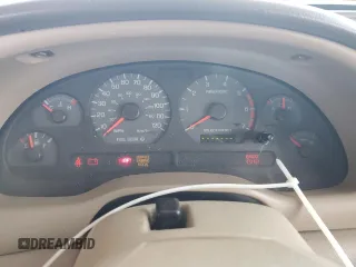 2001 Ford Mustang Deluxe z VIN 1FAFP44401F174830, wystawiony jako Copart lot #59810595 z przebiegiem Nie podano mil oraz Szkoda całkowita • Salvage title. Historia ofert i sprzedaży dostępna na DreamBid. Obrazek 9.