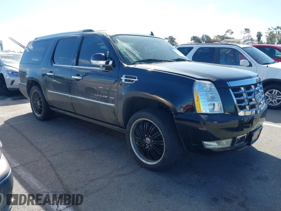 2011 Cadillac Escalade ESV Premium z VIN 1GYS4JEFXBR189541, wystawiony jako IAAI lot #41731883 z przebiegiem 106 023 mil mil oraz . Historia ofert i sprzedaży dostępna na DreamBid. Obrazek 1.