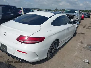 2019 Mercedes-Benz C 300 with VIN WDDWJ8DB1KF846175, listed as a IAAI auction lot 42397729 with 89,461 mi miles and . Bid and sale history available at DreamBid. Image 4.