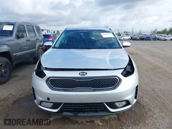 2019 Kia Niro EX with VIN KNDCC3LC8K5351854, listed as a IAAI auction lot 42064374 with 82,117 mi miles. Bid and sale history available at carsss.com. Image 13.