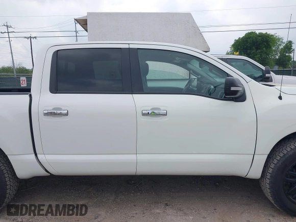 2018 Nissan Titan SV with VIN 1N6AA1E65JN506719, listed as a IAAI auction lot 42162605 with 81,255 mi miles. Bid and sale history available at carsss.com. Image 13.