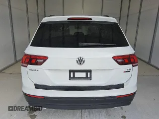 2018 Volkswagen Tiguan S with VIN 3VV0B7AX0JM084884, listed as a Copart auction lot 59162025 with 106,399 mi miles and Clean title. Bid and sale history available at DreamBid. Image 6.