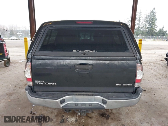 2015 Toyota Tacoma with VIN 3TMMU4FN1FM086408, listed as a IAAI auction lot 41320197 with 161,356 mi miles and . Bid and sale history available at DreamBid. Image 16.