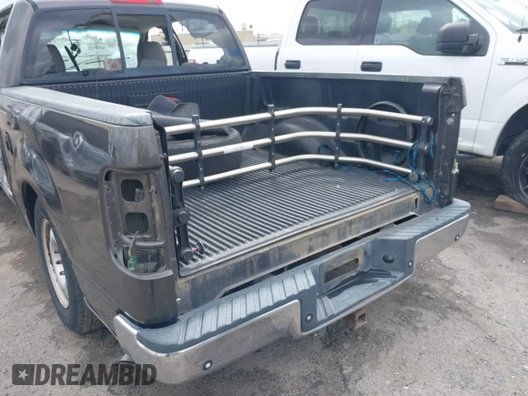 2005 Ford F-150 XLT with VIN 1FTPW12575KB99409, listed as a IAAI auction lot 41711304 with 1 mi miles. Bid and sale history available at carsss.com. Image 18.