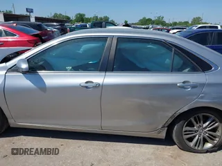 2015 Toyota Camry XLE with VIN 4T1BF1FK9FU109916, listed as a IAAI auction lot 41985371 with 113,357 mi miles. Bid and sale history available at carsss.com. Image 14.