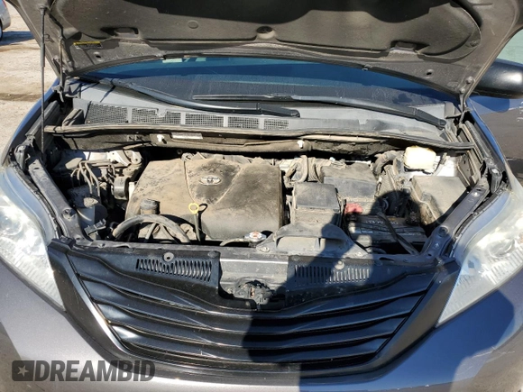 2017 Toyota Sienna L с VIN 5TDZZ3DC8HS899668, выставлен на аукционе Copart как лот 48944024 с пробегом 123 689 миль миль и Списание • Salvage title. История ставок и продаж доступна на DreamBid. Изображение 12.
